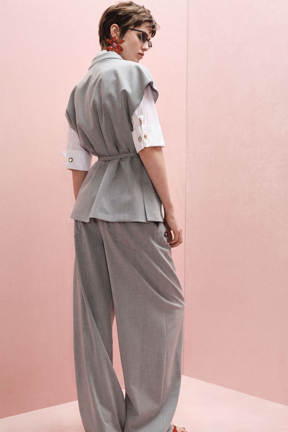 PALAZZO SET HIGH-WAIST WITH FRONT PLEATS AND CLOSURE – Image 2