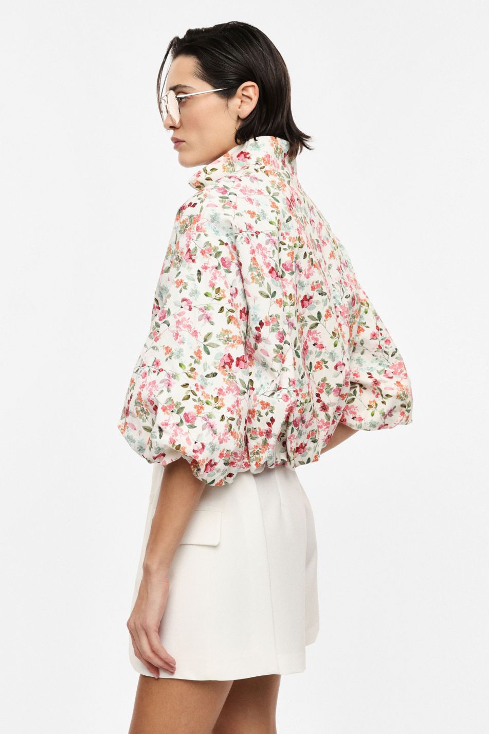 SHORT BOMBER JACKET WITH FLORAL PRINT AND ZIP CLOSURE – Image 2