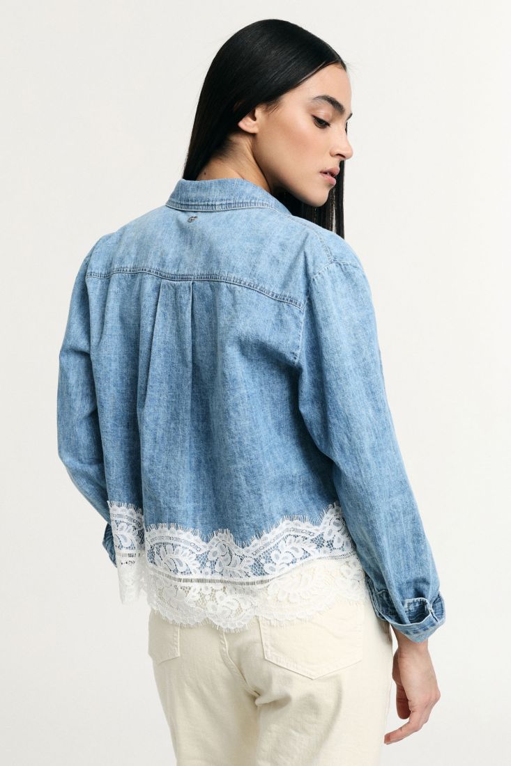 SHIRT WITH CLASSIC COLLAR AND LACE HEM – Image 3