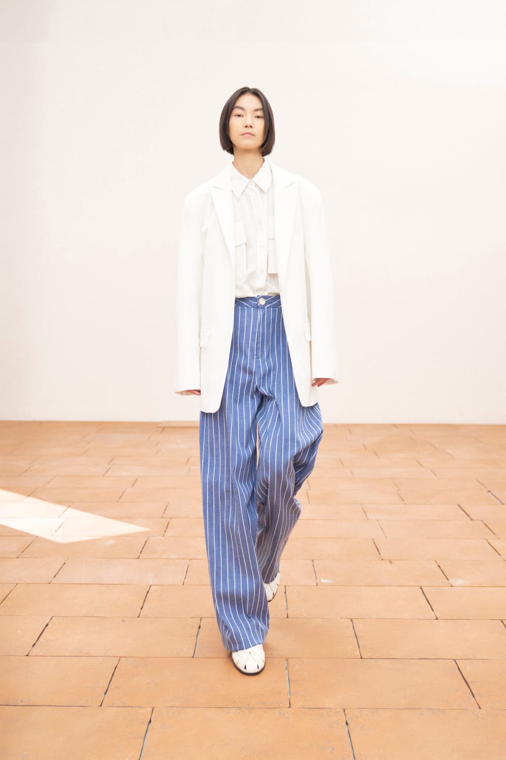 OVERSIZED BLAZER – Image 1