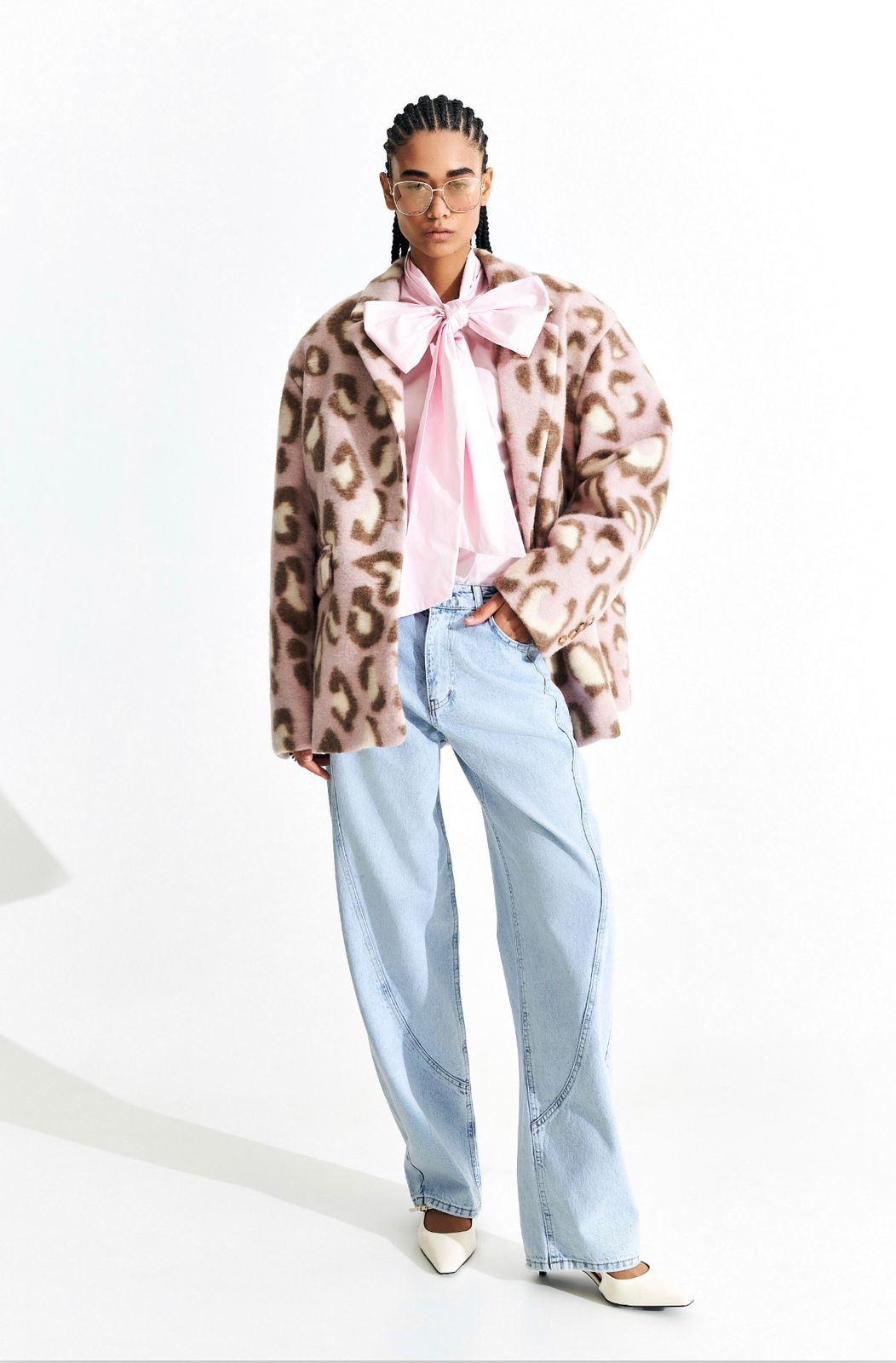 HIGH-WAISTED JEAN WITH BELY LOOPS – Image 2