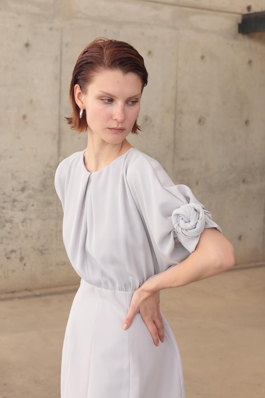 SHORT DRESS WITH KNOTTED SLEEVES AND ZIP – Image 2
