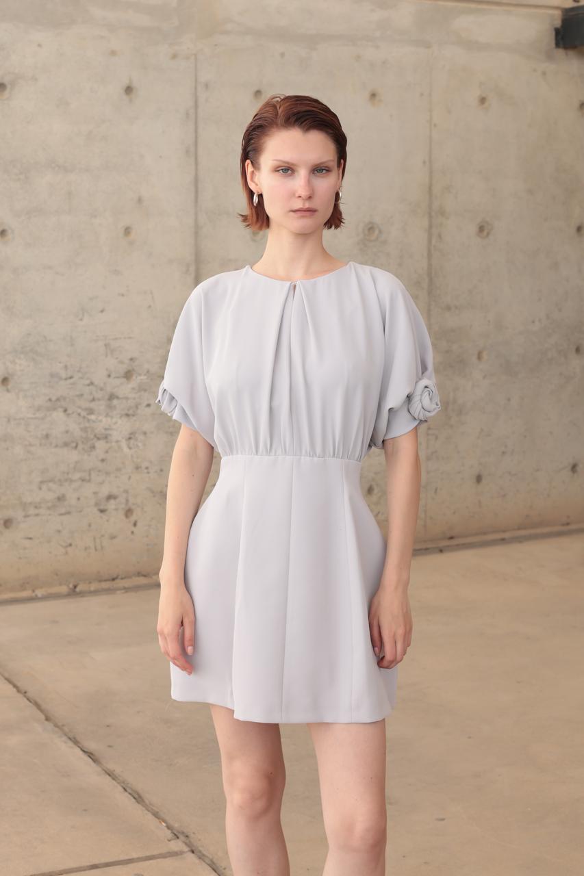 SHORT DRESS WITH KNOTTED SLEEVES AND ZIP – Image 4