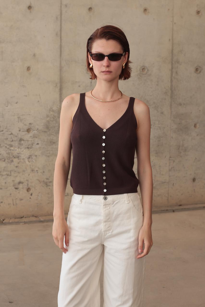 TOP WITH STRAPS AND FRONT BUTTON CLOSURE -DARK BROWN – Image 3