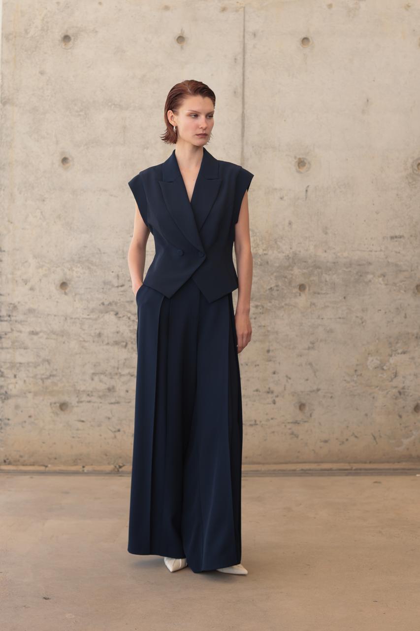 SET WITH VEST DOUBLE-BREASTED AND HIGH-RISE TROUSER WITH FRONT PLEATS – Image 5