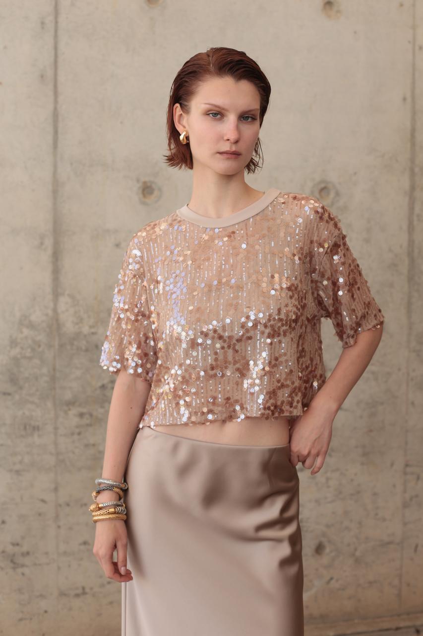 SHORT-SLEEVED T SHIRT WITH SEQUIN EMBELLISHMENT – Image 4