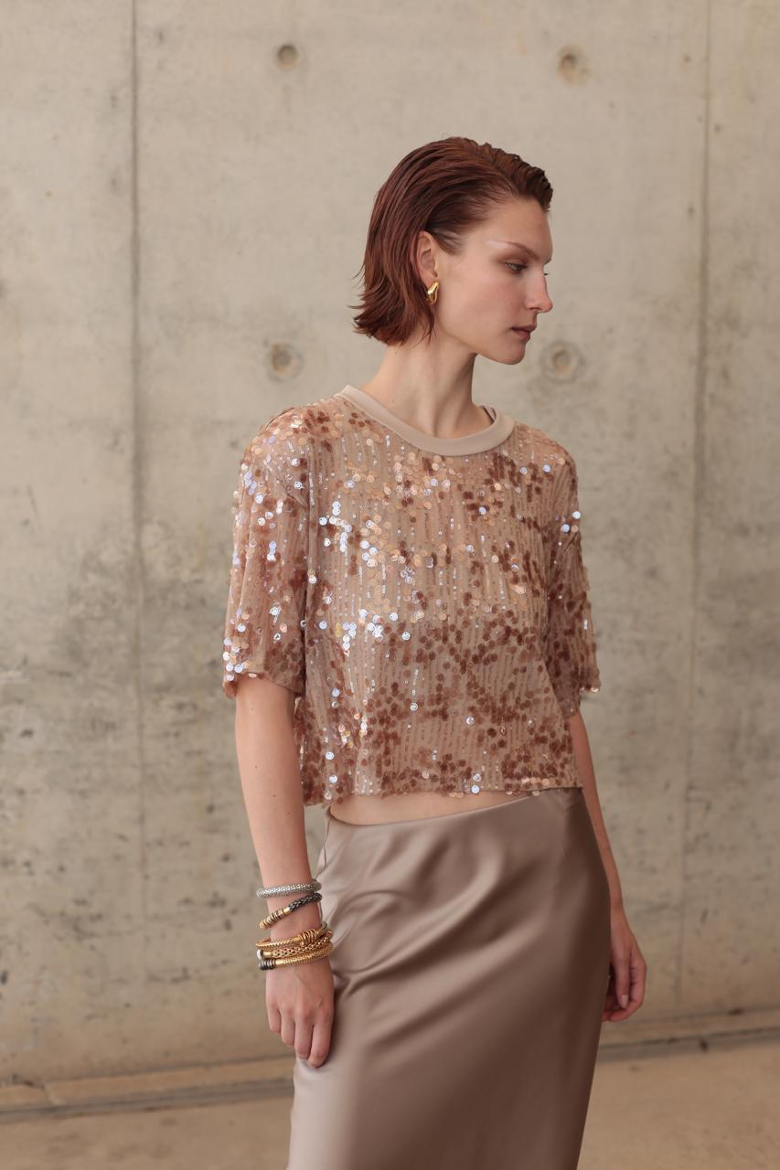 SHORT-SLEEVED T SHIRT WITH SEQUIN EMBELLISHMENT – Image 5