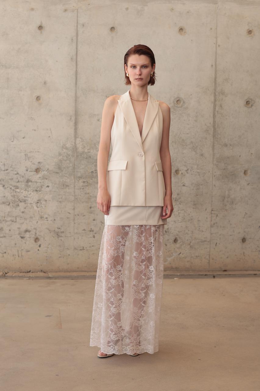 SET WITH DELICATE LACE – Image 3