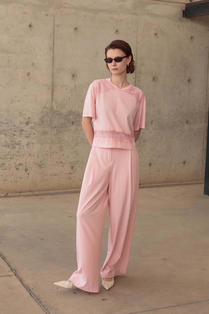 WIDE LEG TROUSER WITH A SOFT, FLOWY FIY FOR EVERYDAY ELEGANCE – Image 1