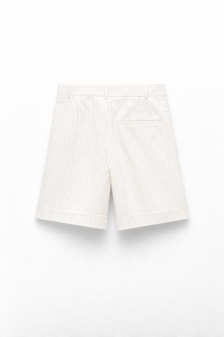 TAILORED PINSTRIPE SHORTS FEATURING A HIGH-WAIST FIT – Image 2