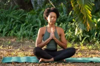 30 day yoga challenge – Image 1