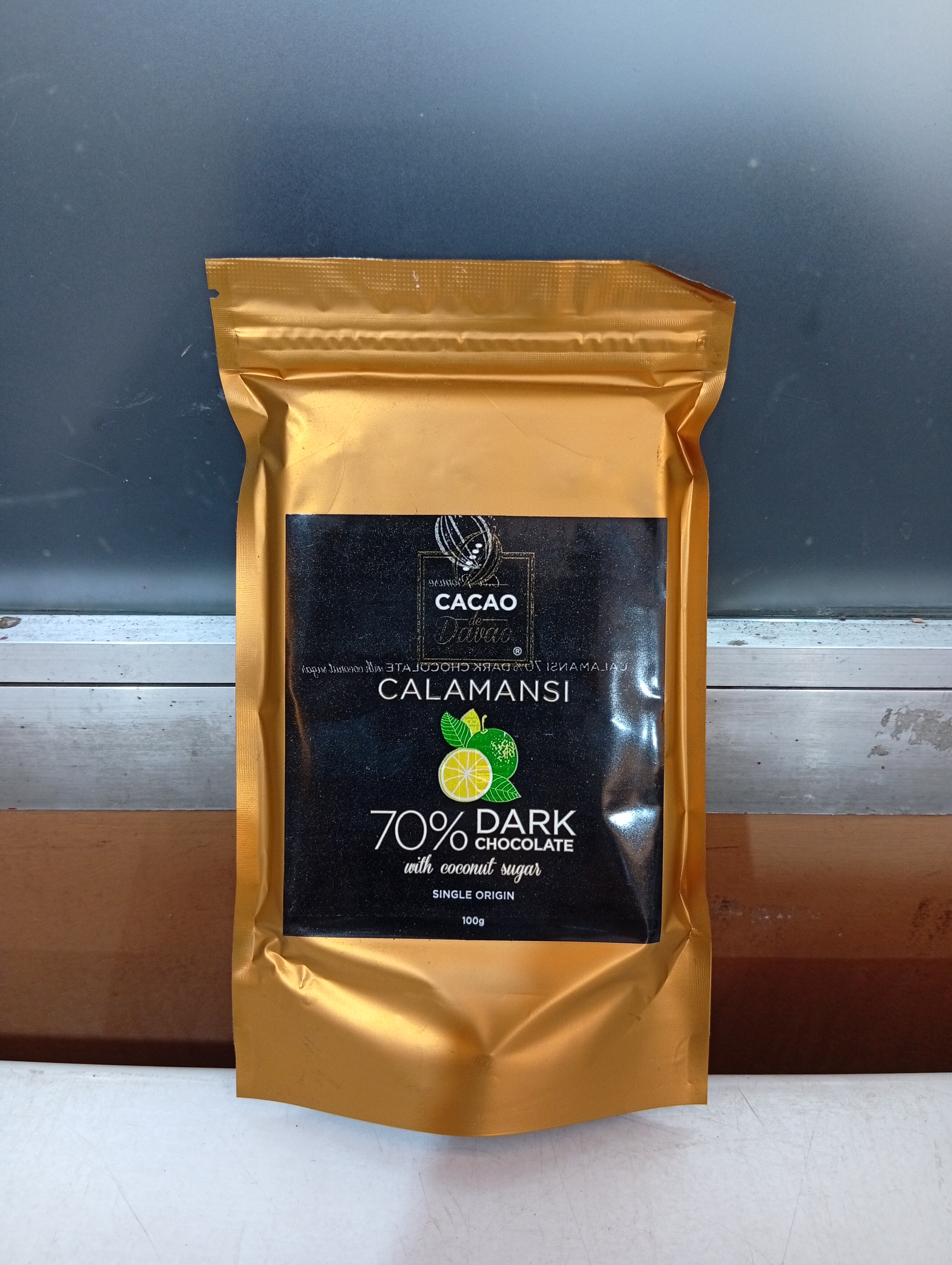 Cacao de Davao Calamansi 70% Dark Chocolate with Coconut Sugar | CALLETS / BAR – Image 2