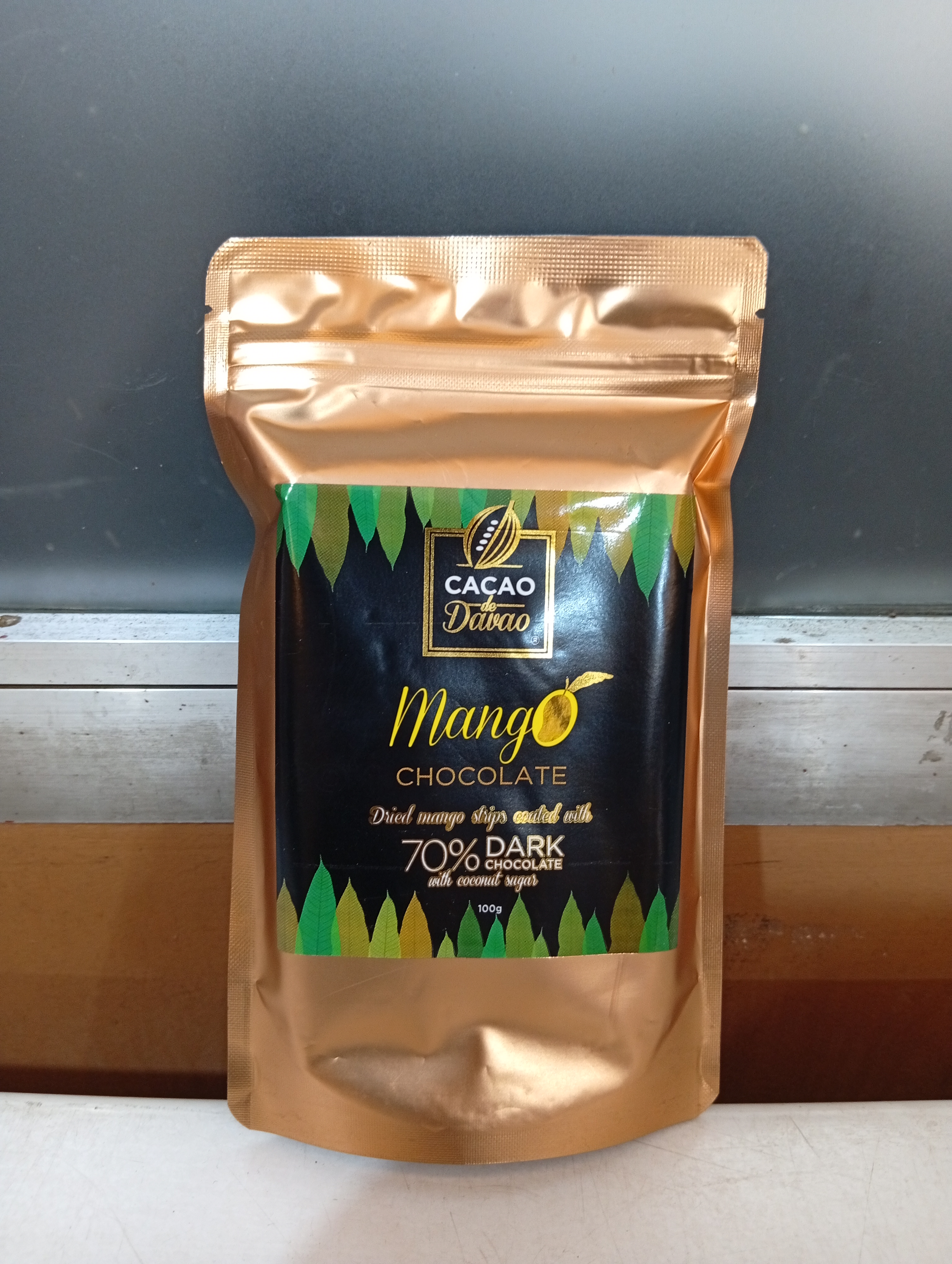 Cacao de Davao 70% Dark Chocolate Coated Dried Mango Strips | CALLETS / BAR – Image 2