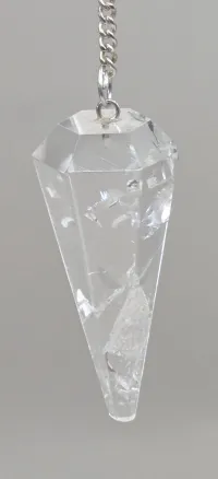 Clear Quartz Pendulum for Intuition, Clarity & Guidance – Image 1