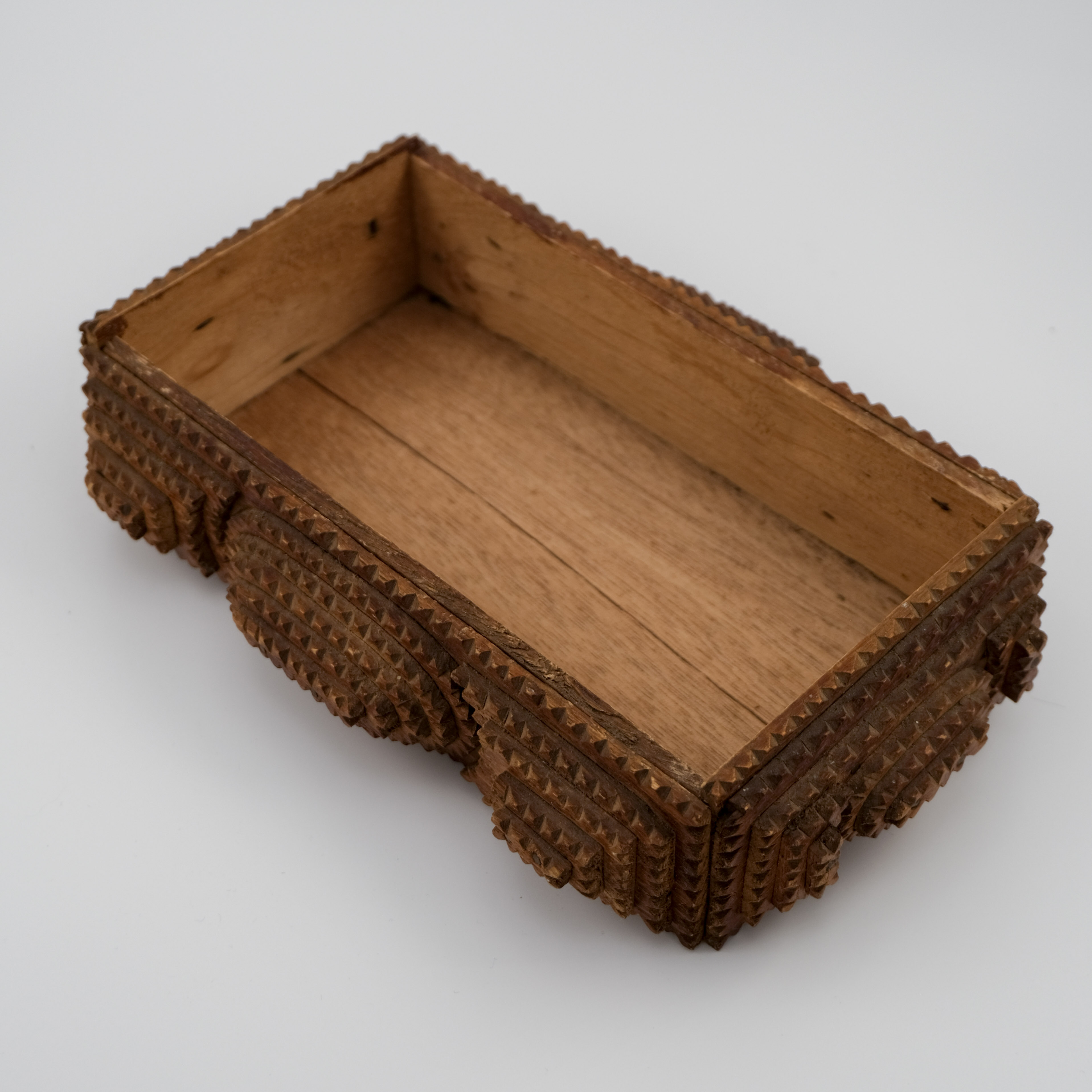 Tramp Art Box With Oval Details – Image 7