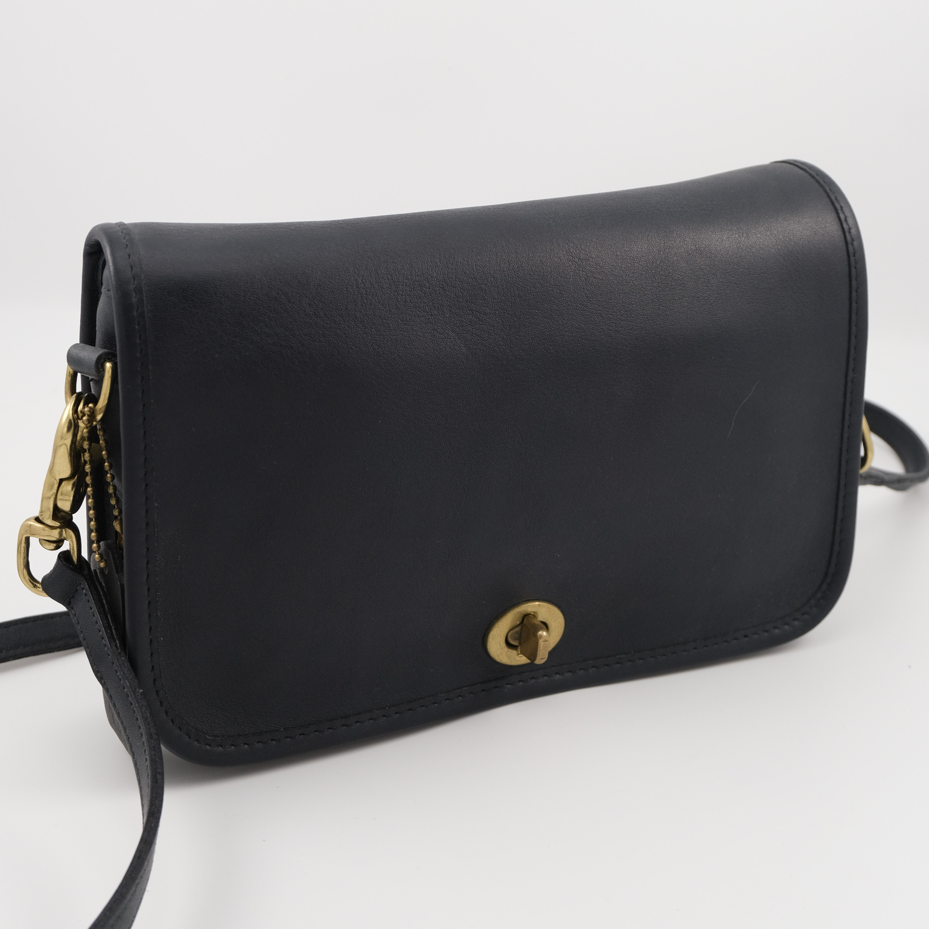 Vintage Coach Pocket Pouch Navy – Image 1
