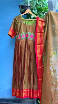 Narayanpeta Handloom – Image 1