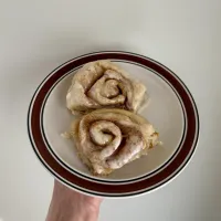 CINAMMON BUNS – Image 1