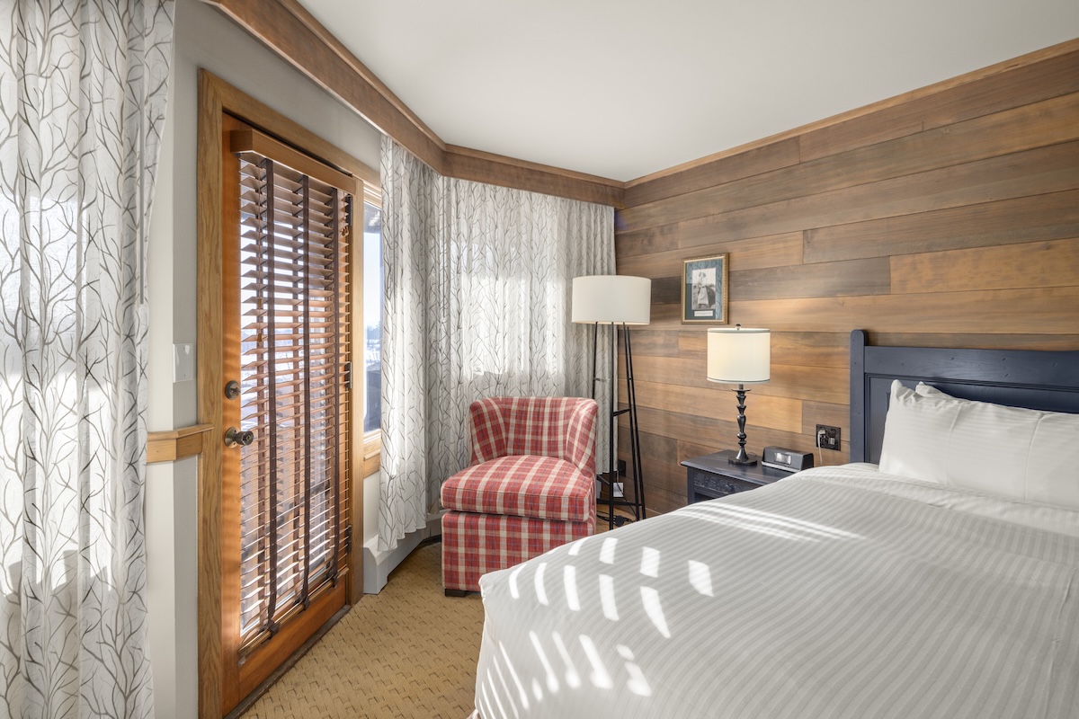 Rooted & Reignited Retreat - Private Nordic Room Package – Image 4