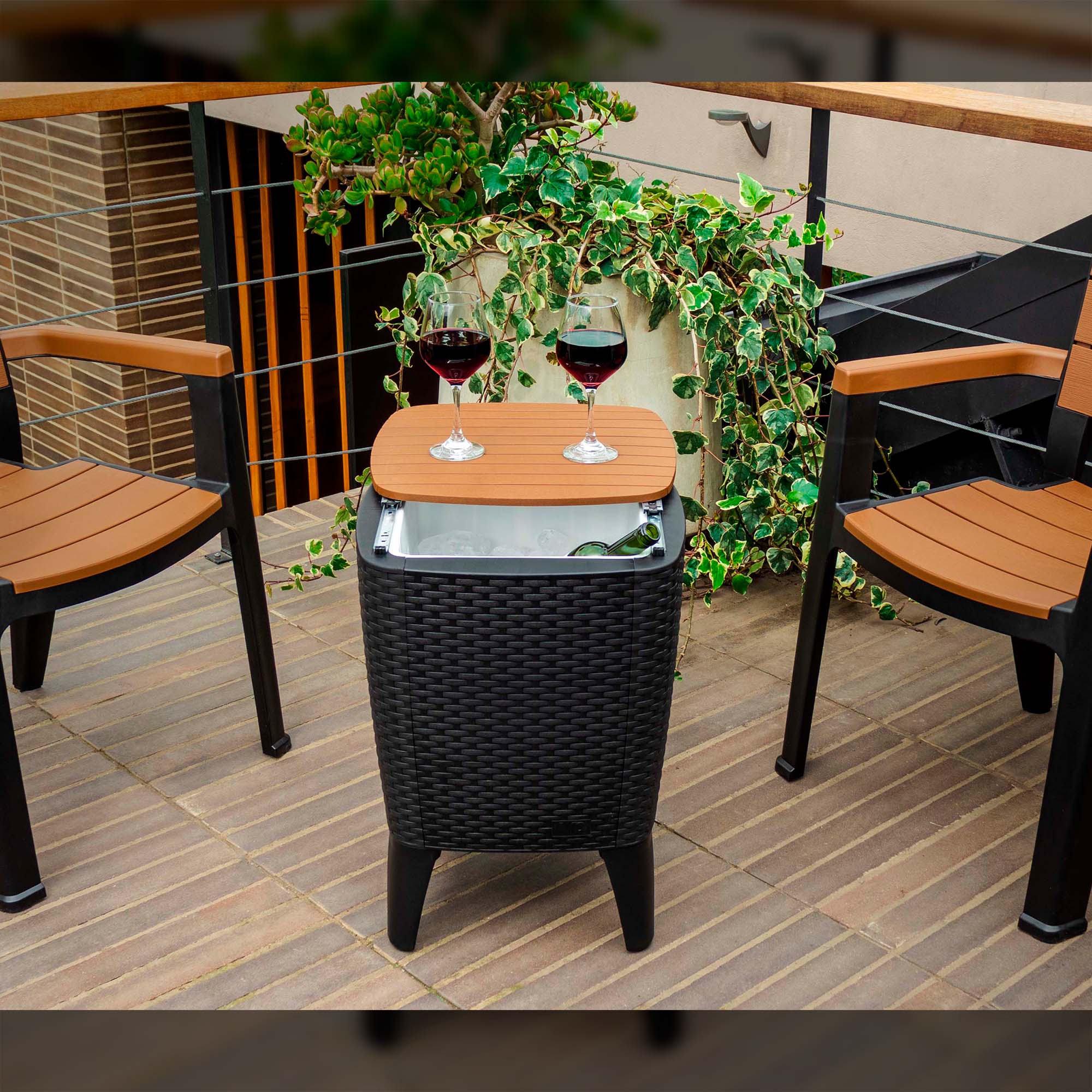 Cooler Table – Black / Teak Bronw