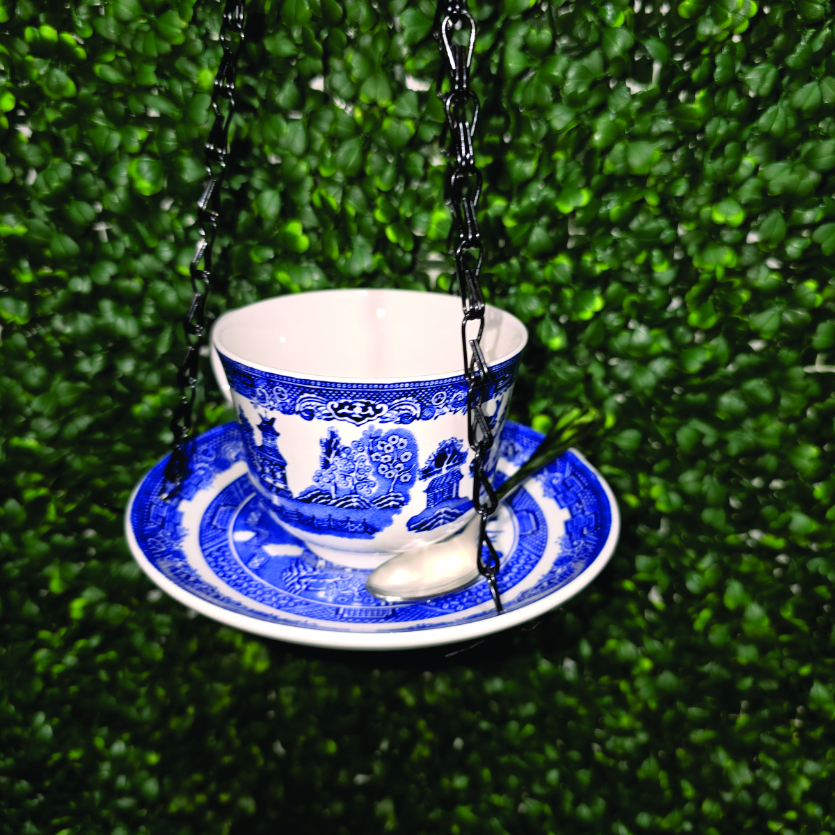 Blue Willow Hanging Teacup Bird Feeder | Johnson Brothers | Tea Time for the Birds™ – Image 1