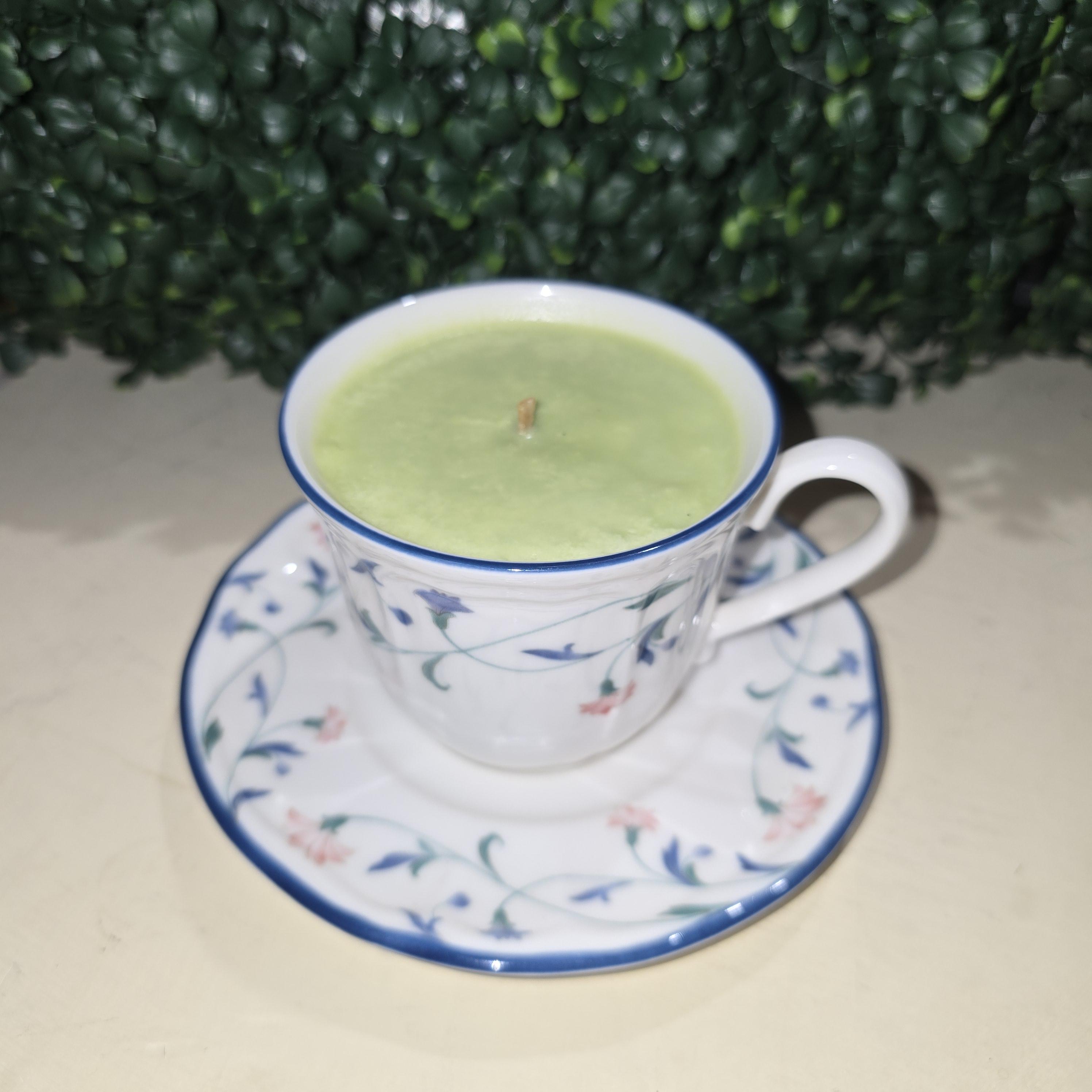 Garden Glow™ Morning Meadow Citronella Soy Candle – Image 2