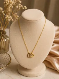 Amaré Linked Hearts Pendant – Image 1
