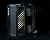 Hohner Bravo II 48 (Black) – Image 2