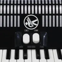 Hohner Bravo II 48 (Black) – Image 4
