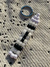 Crayon Keychain (white, glow) – Image 1