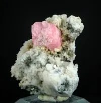 Rhodochrosite & Quartz - Sunnyside Mine, Colorado – Image 2