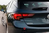 zzOpel Astra 1.6 CDTI Dynamic Sport S/S||2017||98000km||Gasóleo||Manual||110CV||Vendido||AA01 – Image 13