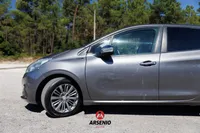 Peugeot 208 1.5 BlueHDi Signature ||2019||120000km||Gasóleo||Manual||102CV||Em Stock – Image 12