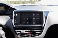 Peugeot 208 1.5 BlueHDi Signature ||2019||120000km||Gasóleo||Manual||102CV||Em Stock – Image 32
