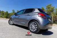 Peugeot 208 1.5 BlueHDi Signature ||2019||120000km||Gasóleo||Manual||102CV||Em Stock – Image 11