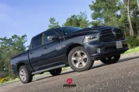 Dodge RAM 1500 5.7L HEMI V8||2014||266000km||GPL||Automática||395CV||Em Stock – Image 4