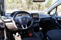 Peugeot 208 1.5 BlueHDi Signature ||2019||120000km||Gasóleo||Manual||102CV||Em Stock – Image 27