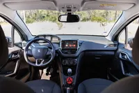 Peugeot 208 1.5 BlueHDi Signature ||2019||120000km||Gasóleo||Manual||102CV||Em Stock – Image 28
