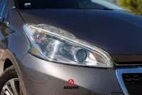 Peugeot 208 1.5 BlueHDi Signature ||2019||120000km||Gasóleo||Manual||102CV||Em Stock – Image 19