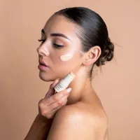 Correcteur naturel SPF 50 – Image 2