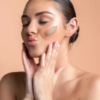 Stick bronzant naturel SPF 50 – Image 3
