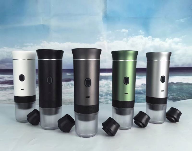 CAFETERA DE CÁPSULAS PORTÁTIL BLANCA – Imagen 3