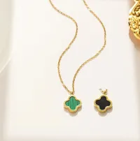 Clover Pendant Necklace & Bracelet – Image 2