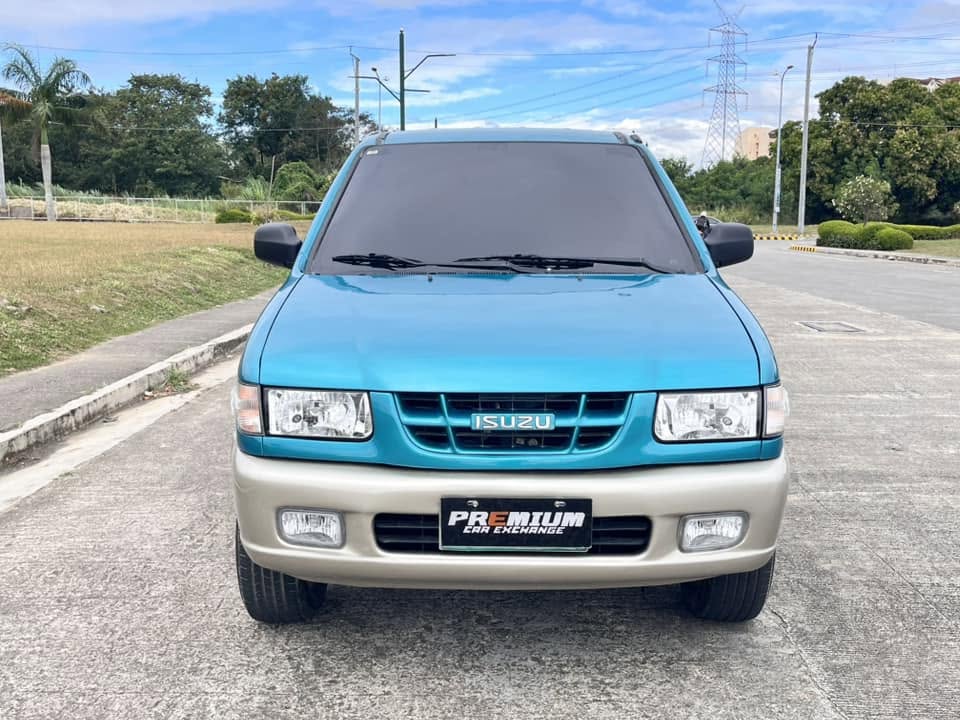 2001 Isuzu Hi-Lander – Image 4