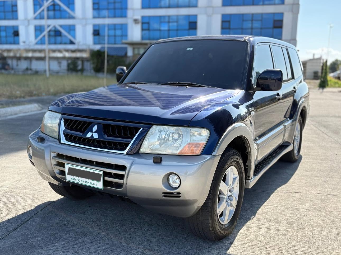 2004 Mitsubishi Pajero 4x4 – Image 2