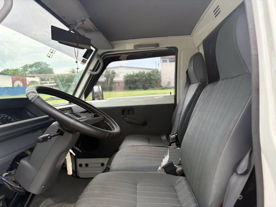 2024 Mitsubishi L300 – Image 6