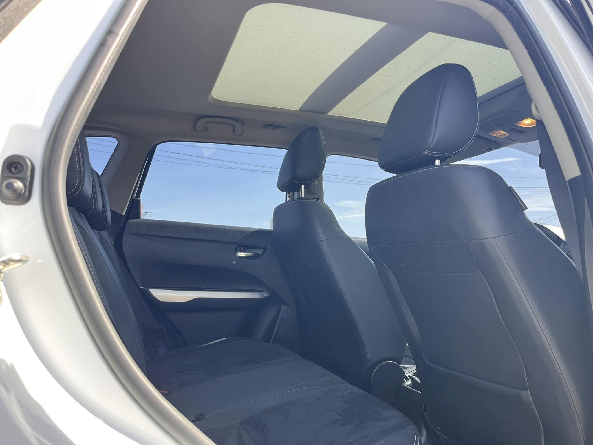 2019 Suzuki Vitara GLX – Image 11