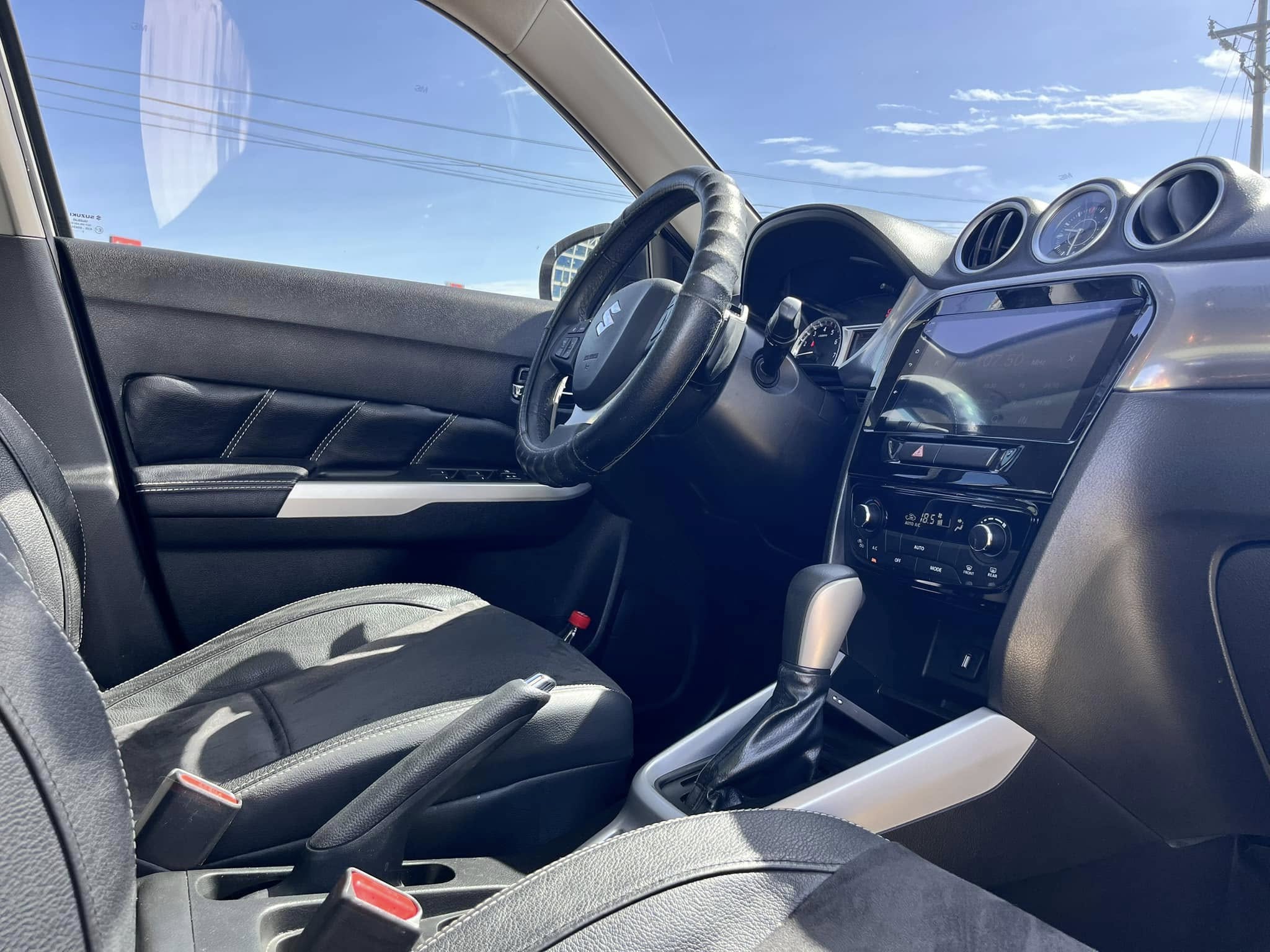2019 Suzuki Vitara GLX – Image 8
