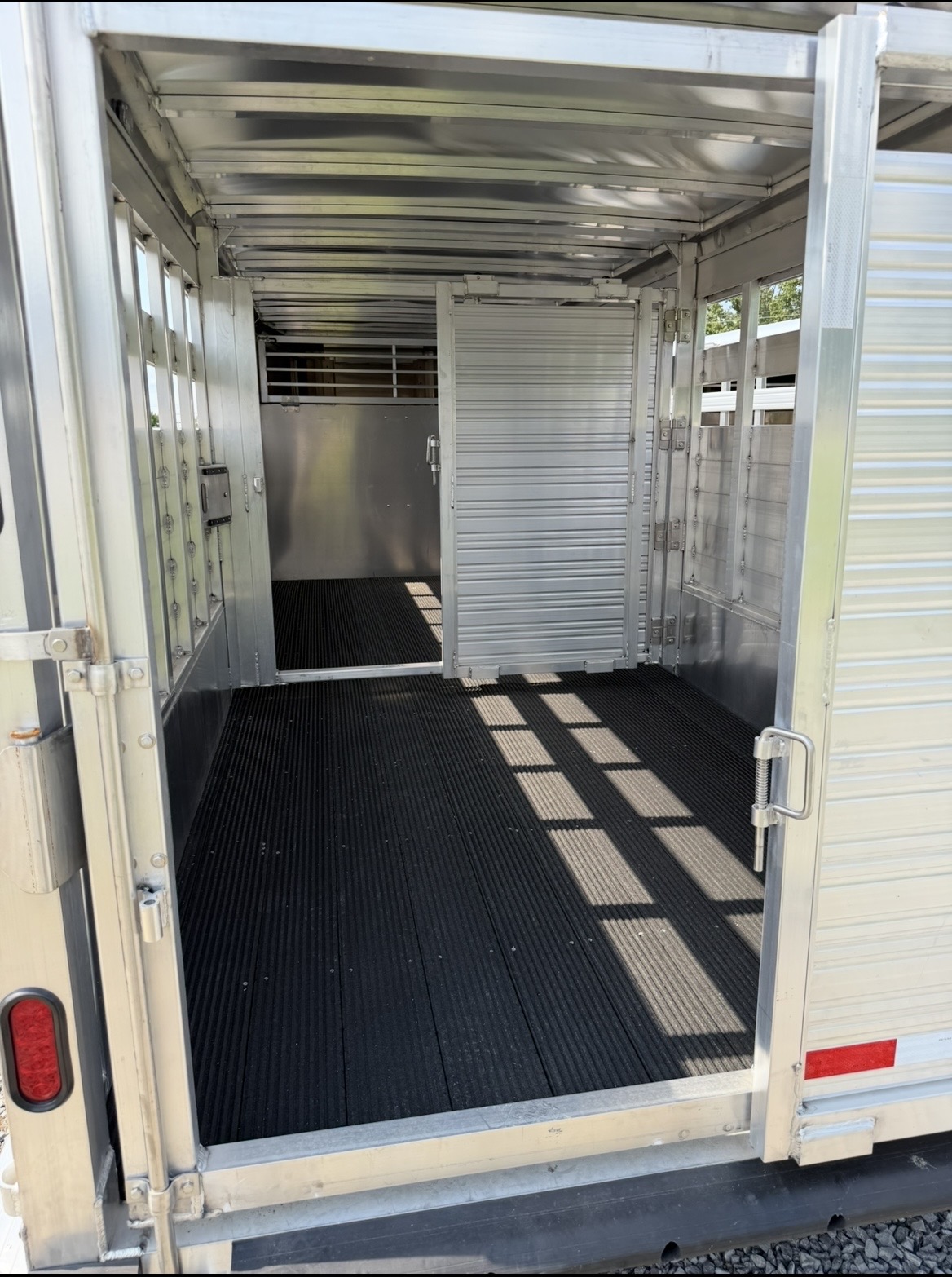 2026 Stockman 20' Gooseneck – Image 5