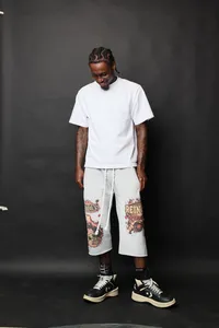 Men's 3/4 Graphic Shorts – Image 1